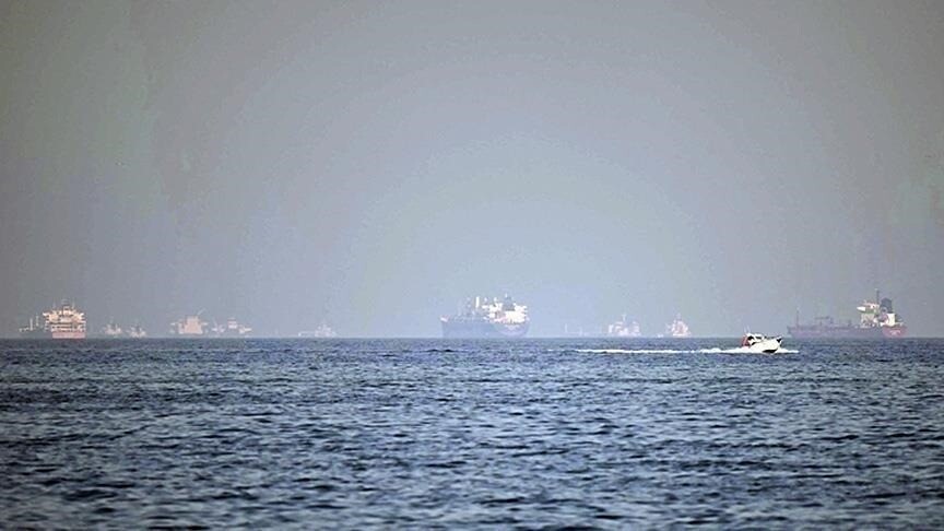 إيران: منع مرور السفن العسكرية عبر مضيق هرمز