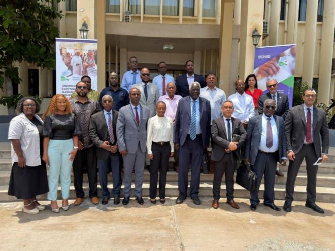 عضو مجلس هيئة الانتخابات أيمن بوغطاس يشارك في بعثة الاتحاد الإفريقي لملاحظة الانتخابات الرئاسية في جيبوتي