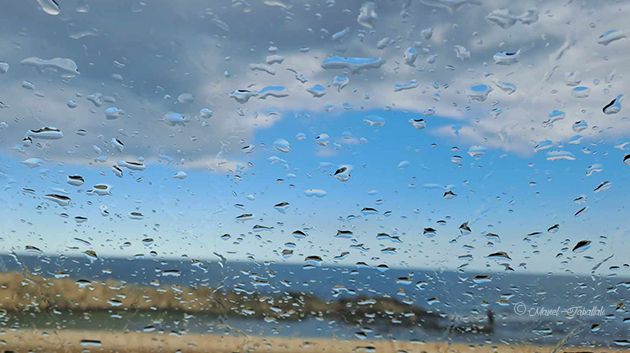 وضع جوّي ملائم لظهور خلايا رعدية مصحوبة بأمطار بالشمال والوسط ابتداء من بعد ظهر الإثنين