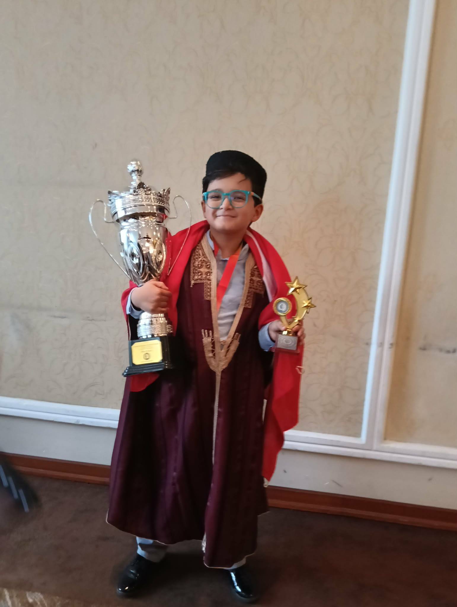 قمة اسطنبول الدولية للعباقرة : التلميذ إياد بوريو يتوج عالميا في الحساب الذهني