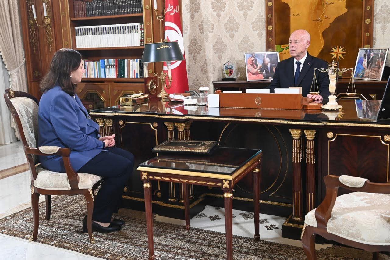 la stabilité sociale constitue le premier fondement de la stabilité politique