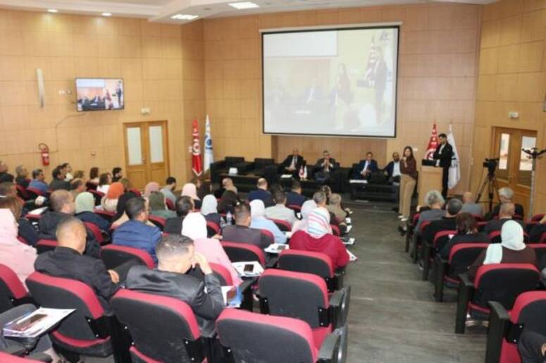 تعزيز رقمنة الخدمات الادارية محور يوم اعلامي للهيئة العامة للاستشراف ومرافقة المسار اللامركزي