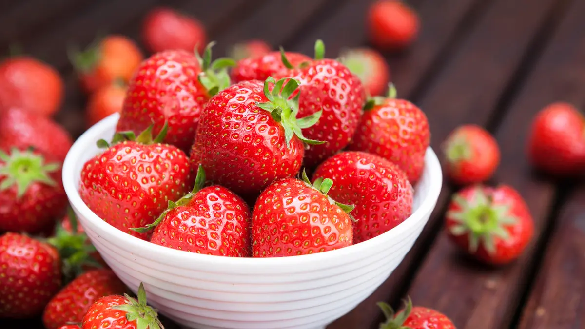 الهيئة الوطنية للسلامة الصحية للمنتجات الغذائية تؤكد أن غلة الفراولة في تونس سليمة وصالحة للاستهلاك وتحذر من الانسياق وراء الاشاعات