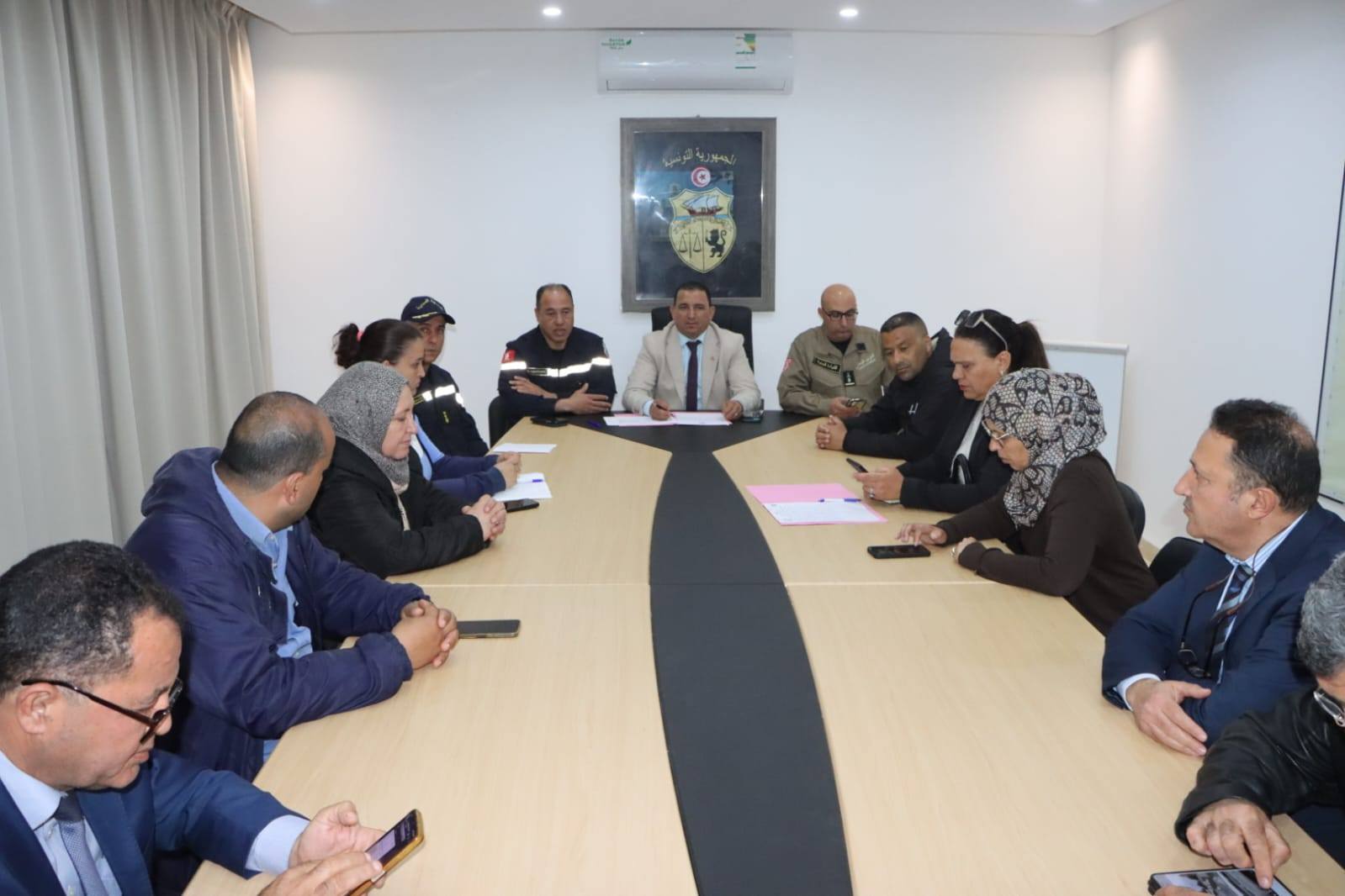 المنستير: متابعة حينية ودقيقة  لتداعيات التقلبات الجوية وهطول كميات هامة من الأمطار بمختلف معتمديات الولاية.