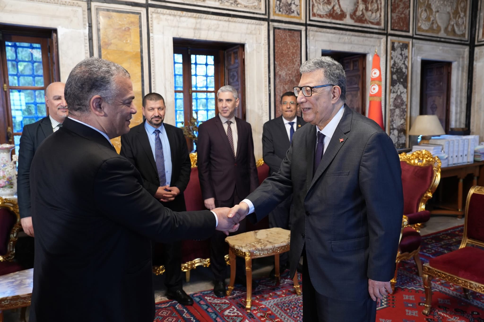 رئيس مجلس نواب الشعب يستقبل وفدا برلمانيا جزائريا