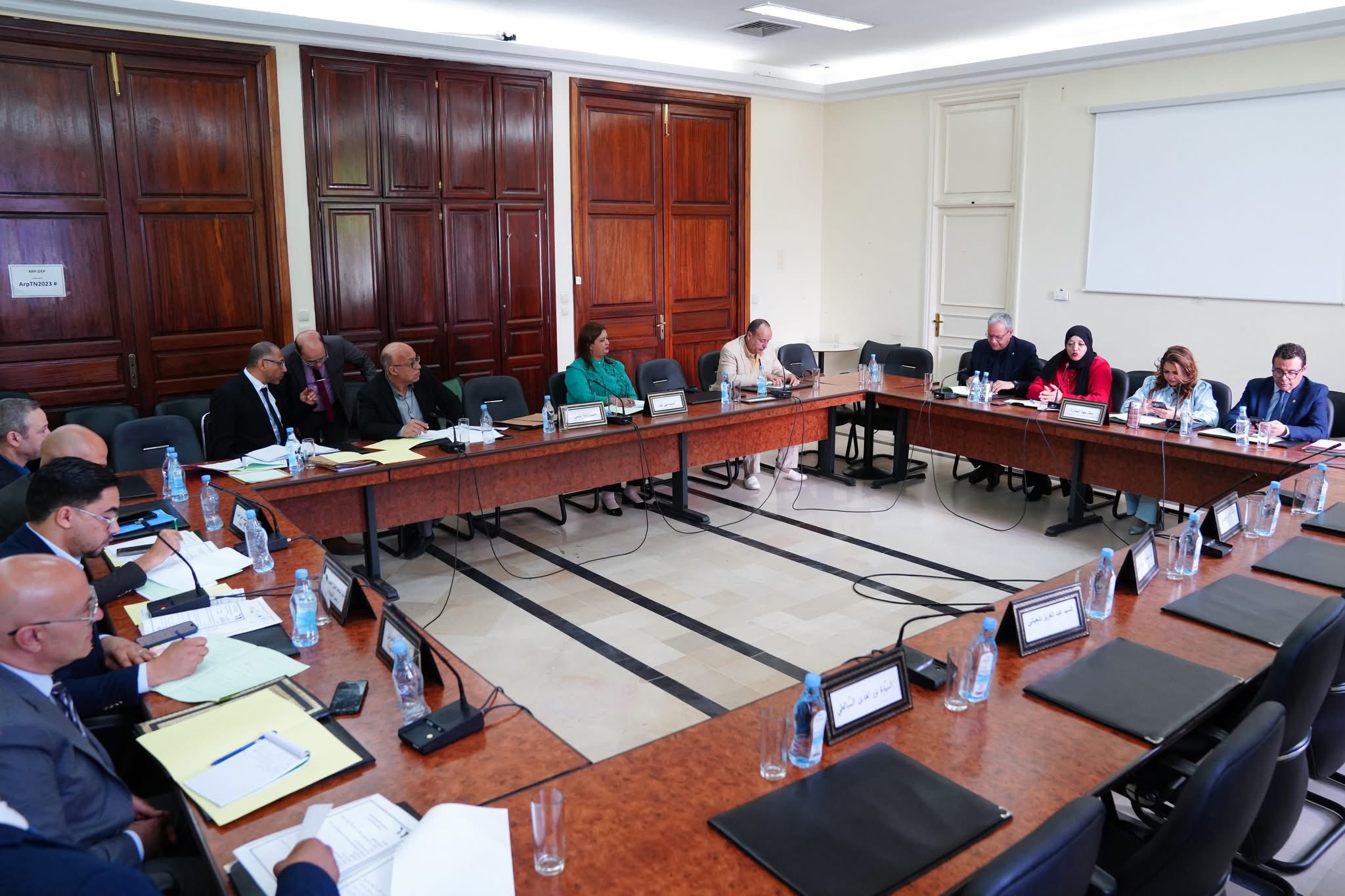 ثروات طبيعية: مقترح قانون حول الحوكمة والسيادة على الثروات الطبيعية