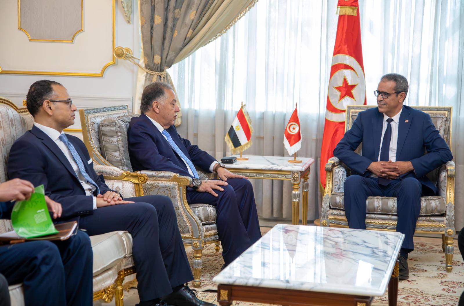 رئيس المجلس الوطني للجهات والأقاليم يستقبل رئيس لجنة الشؤون الإفريقية بمجلس النواب المصري