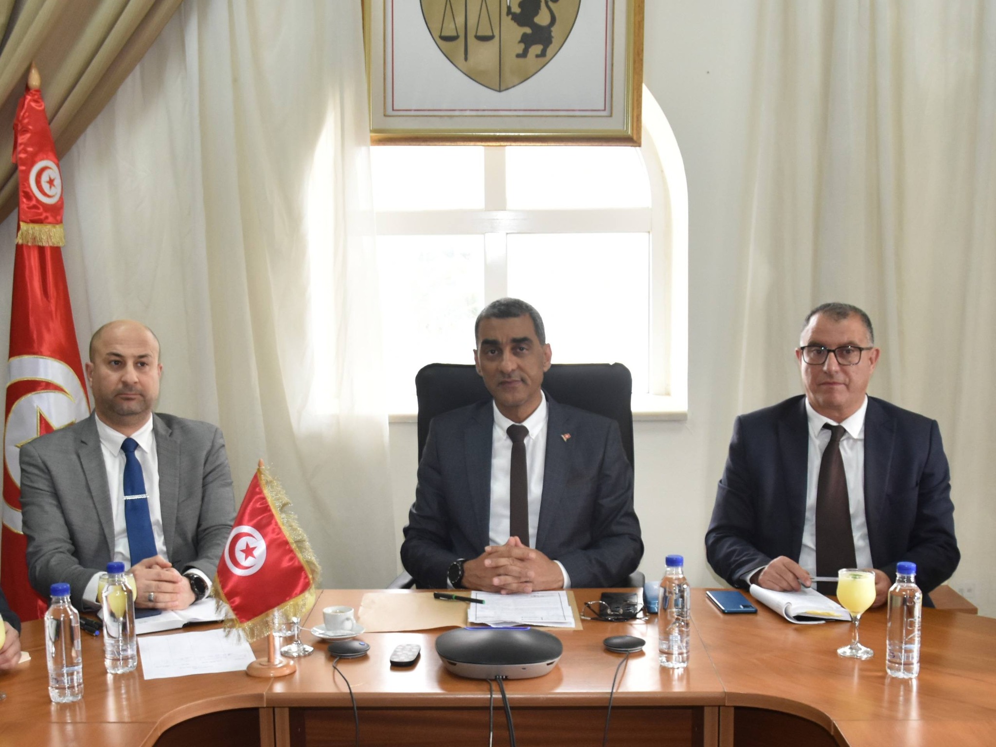 جلسة اللجنة الجهوية لتفادي الكوارث و مجابهتها و تنظيم النجدة