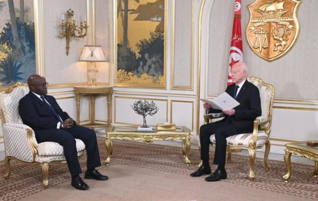 رئيس الجمهورية لدى استقباله وزير الشؤون الخارجية بروندا : الوحدة الافريقية كانت حلما راود الشعوب وعددا من الرؤساء المؤسسين لمنظمة الوحدة الافريقية