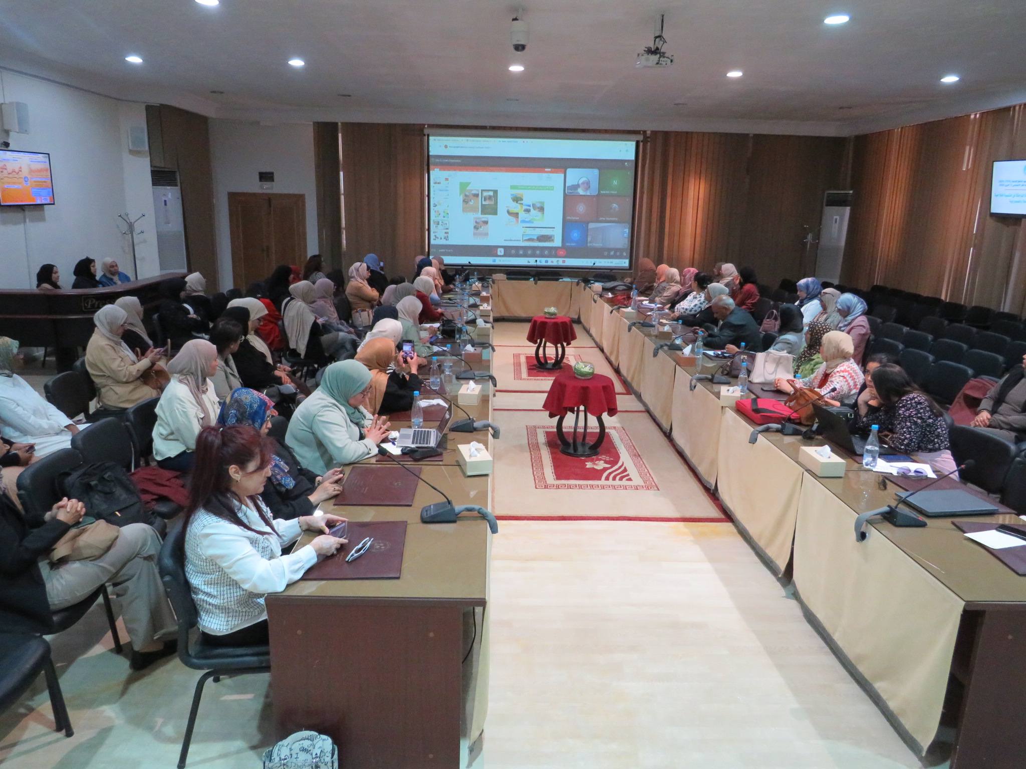 مدنين: ورشة عمل حول مساهمة المرأة الباحثة في التنمية الفلاحية بالمناطق القاحلة والصحراوية