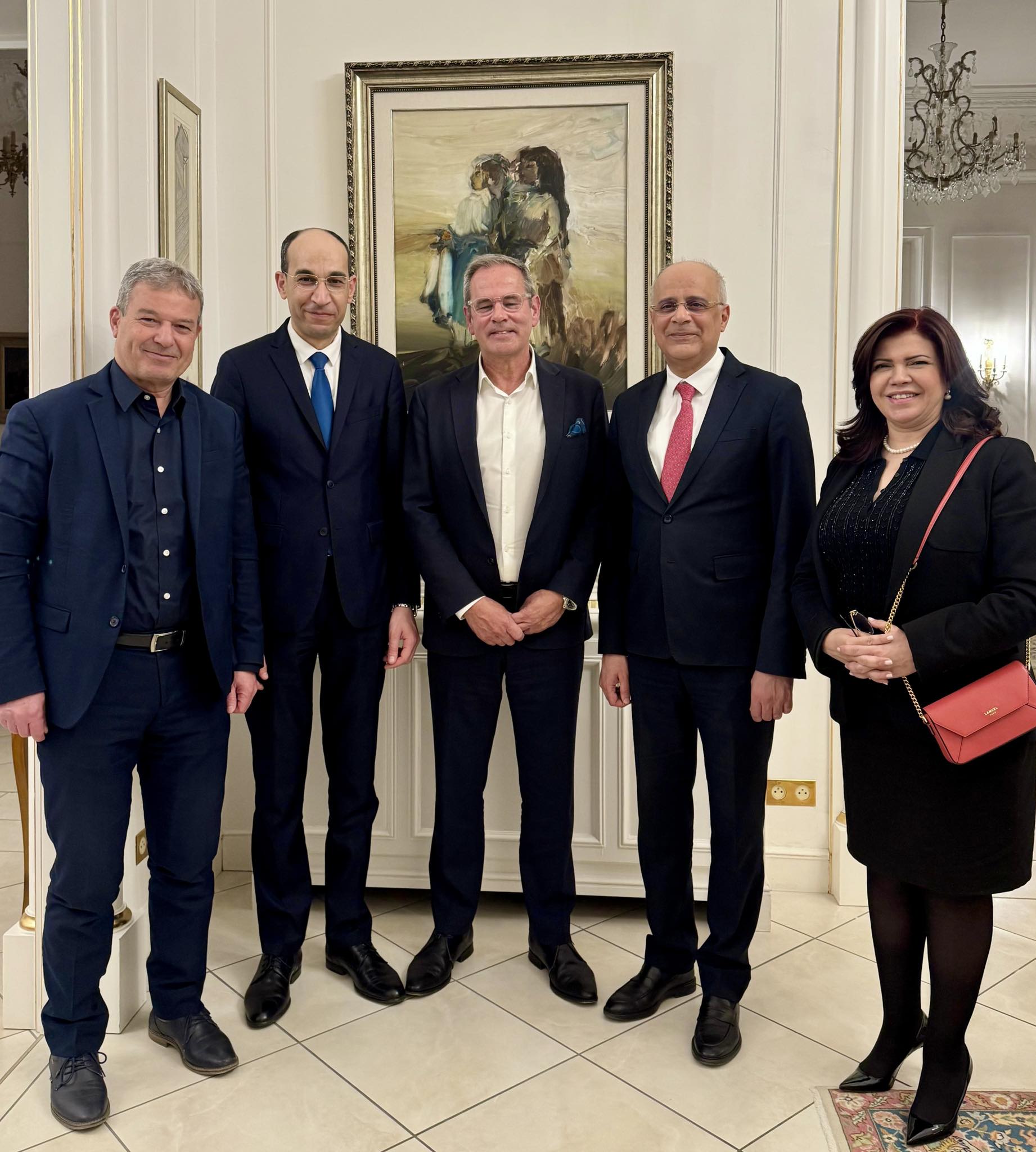 سفير تونس بباريس ورئيس نقابة مؤسسات تنظيم الرحلات السياحية بفرنسا "سيتو" يبحثان سبل تعزيز جاذبية المنتوج السياحي التونسي