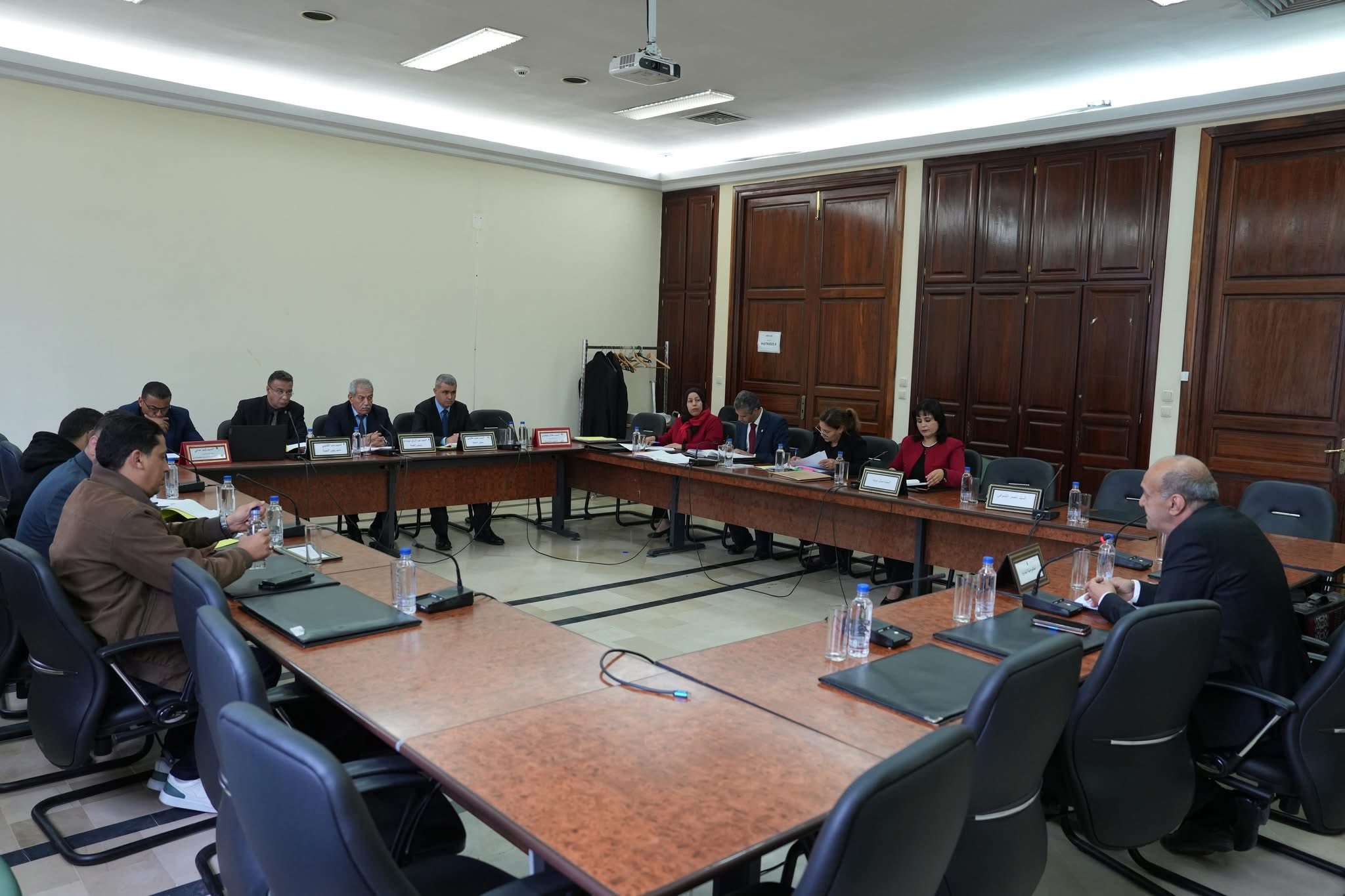 البرلمان: لجنة التربية تعقد جلسة استماع حول مقترح قانون يتعلق بإحداث المؤسسات التربوية الخاصة