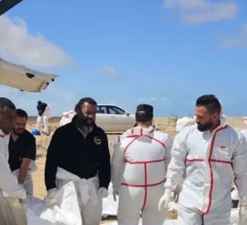 انتشال جثث 17 مهاجرا غير شرعي قبالة سواحل ليبيا