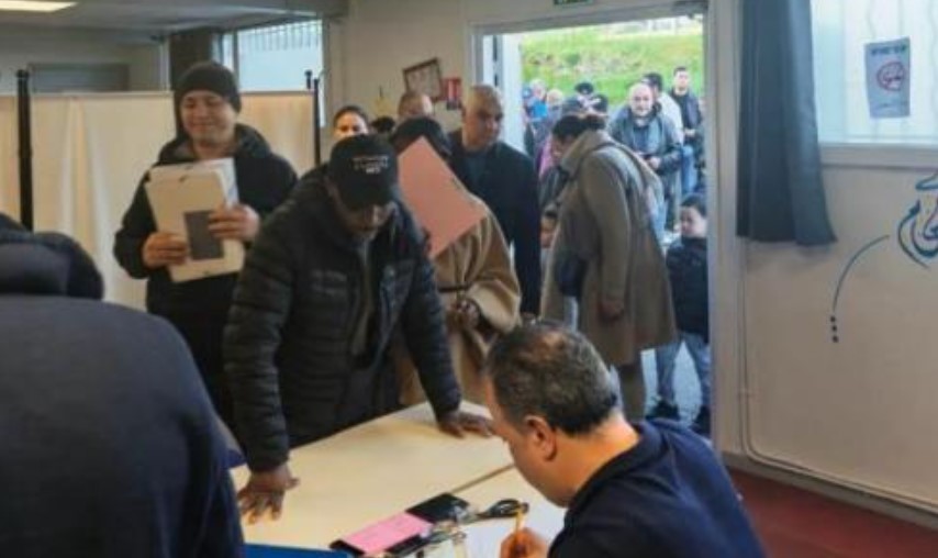 قنصلية تونس بباريس تنظم يومًا قنصليًا بمدينة روان الفرنسيّة لفائدة المواطنين التونسيين المقيمين بها  