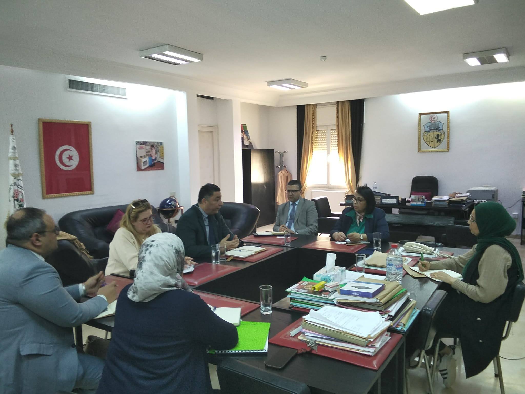 مشروع أوروبي لتعزيز الإدماج المدرسي محور جلسة عمل بالاتحاد التونسي للتضامن الاجتماعي.