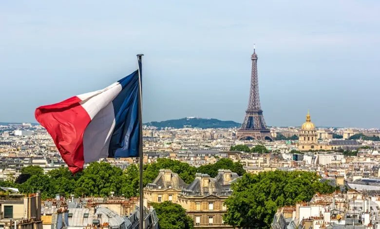 الحكومة الفرنسية تعلن خطة تقشف بـ 6 مليارات يورو لمواجهة تداعيات الحرب بالشرق الأوسط