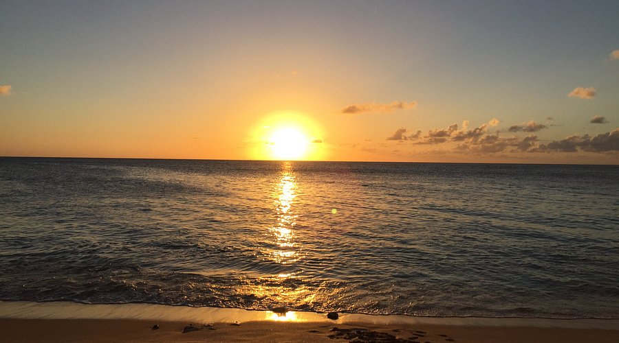 الليلة...طقس صاف إلى قليل السحب بأغلب المناطق