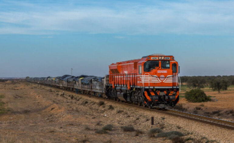 المصادقة على اتفاقية قرض لتطوير نقل الفسفاط وتعزيز البنية التحتية للسكك الحديدية