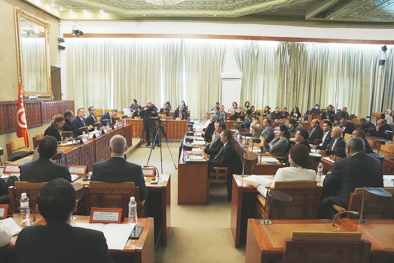 يوم دراسي بالأكاديمية البرلمانية حول مشاريع قوانين تتعلق بالموافقة على لزمة إنتاج الكهرباء