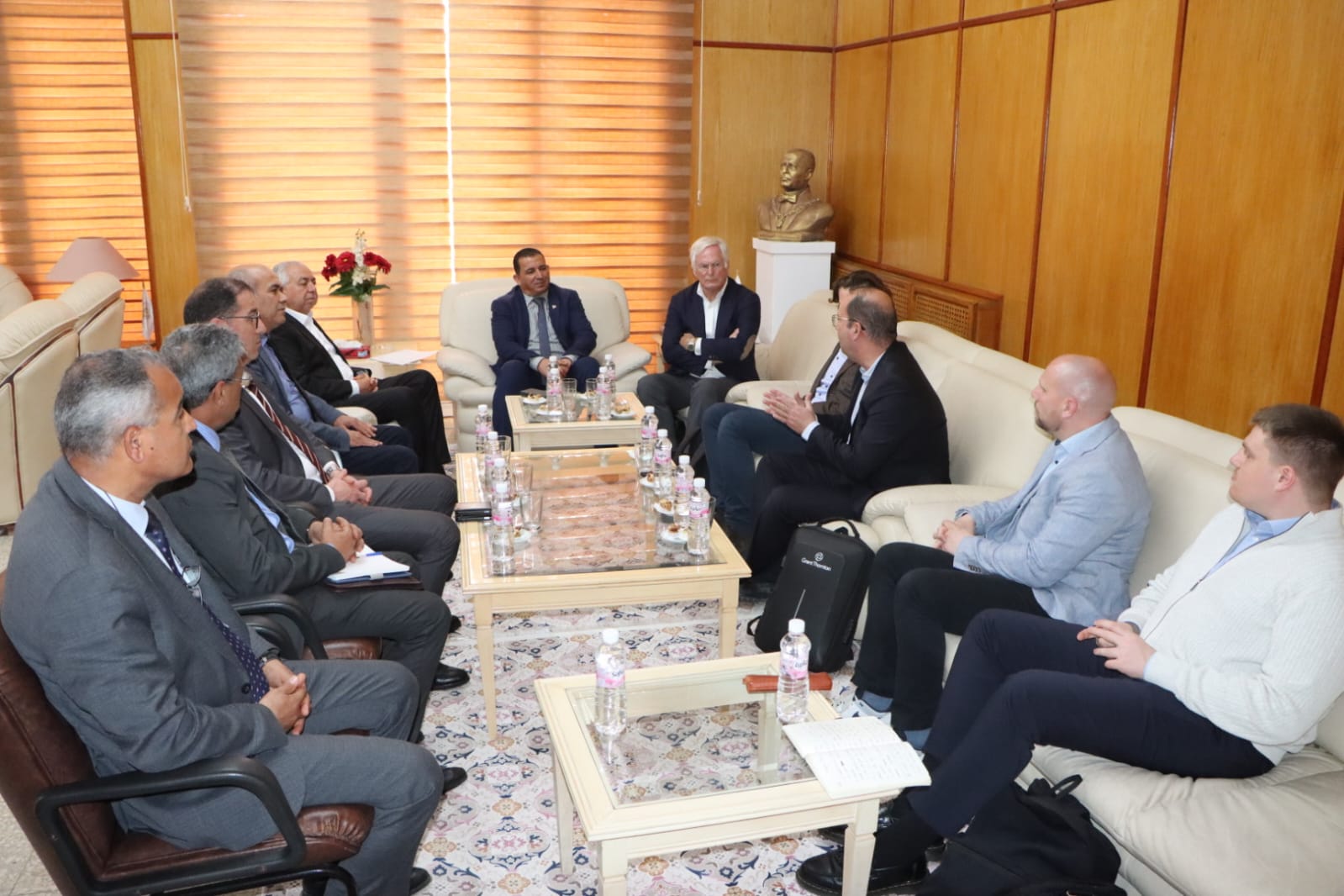 المنستير: استقبال المستثمر الألماني صاحب مجموعة "فالك" الذي  اختارت شركته إحداث فرع لها في قصر هلال.