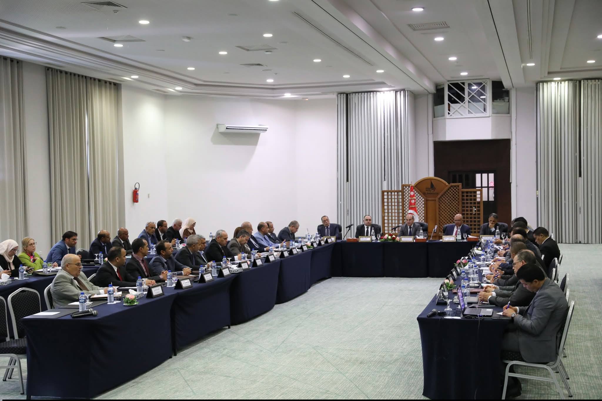 وزير التجهيز: تخصيص 313 مليون دينار لصيانة الطرقات و78 مشروعا قيد الإنجاز خلال سنة 2026.