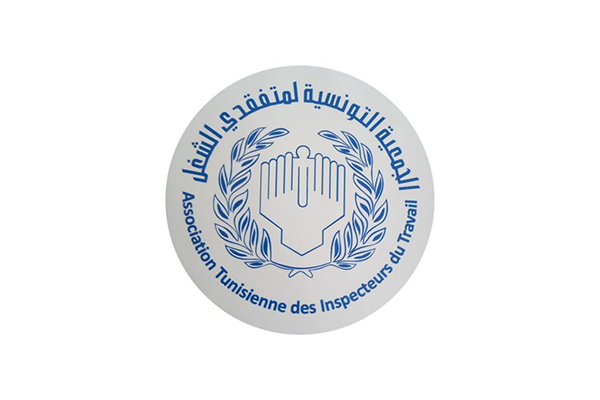 بحث معالجة ظاهرة التغيب عن العمل وفق مقاربات مختلفة واستراتيجيات التصرف في الموارد البشرية.