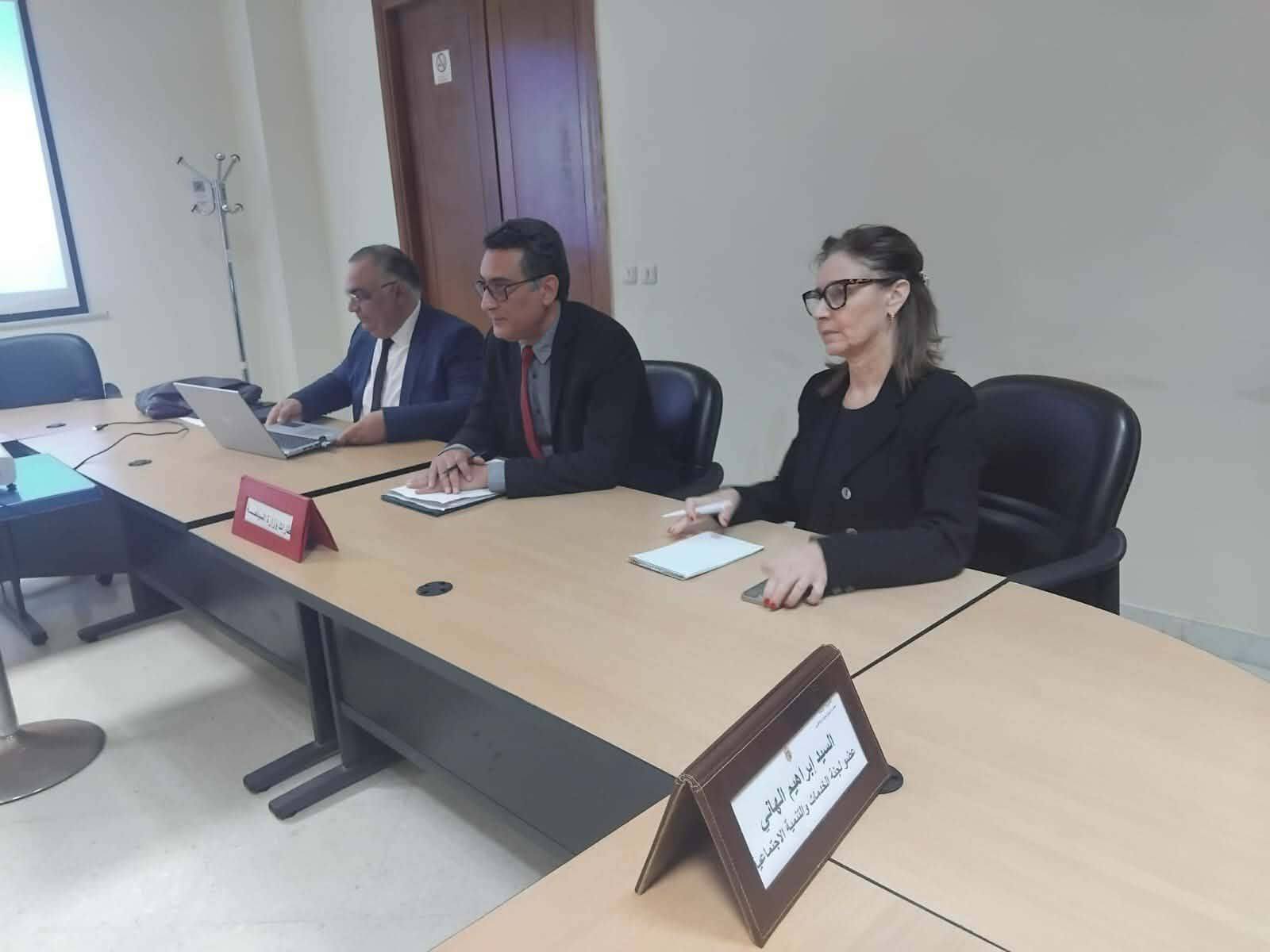 لجنة الخدمات والتنمية الاجتماعية تستمع لممثلي وزارة السياحة.