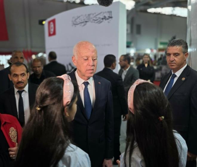 رئيس الجمهورية يفتتح الدورة الأربعين لمعرض تونس الدولي للكتاب