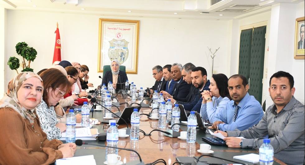 اللجنة الاستشارية لبرنامج تأهيل الصناعة تُصادق على 3 ملفات جديدة باستثمارات تقدّر بـــ 65 مليون دينار