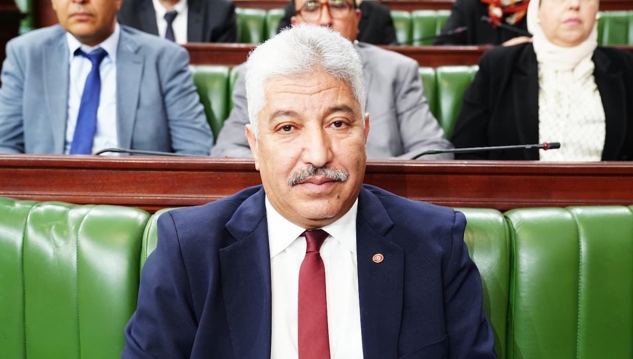 وزير التشغيل والتكوين المهني يكشف عن ملامح مقاربة جديدة لإعادة تشكيل منظومة التكوين المهني في تونس