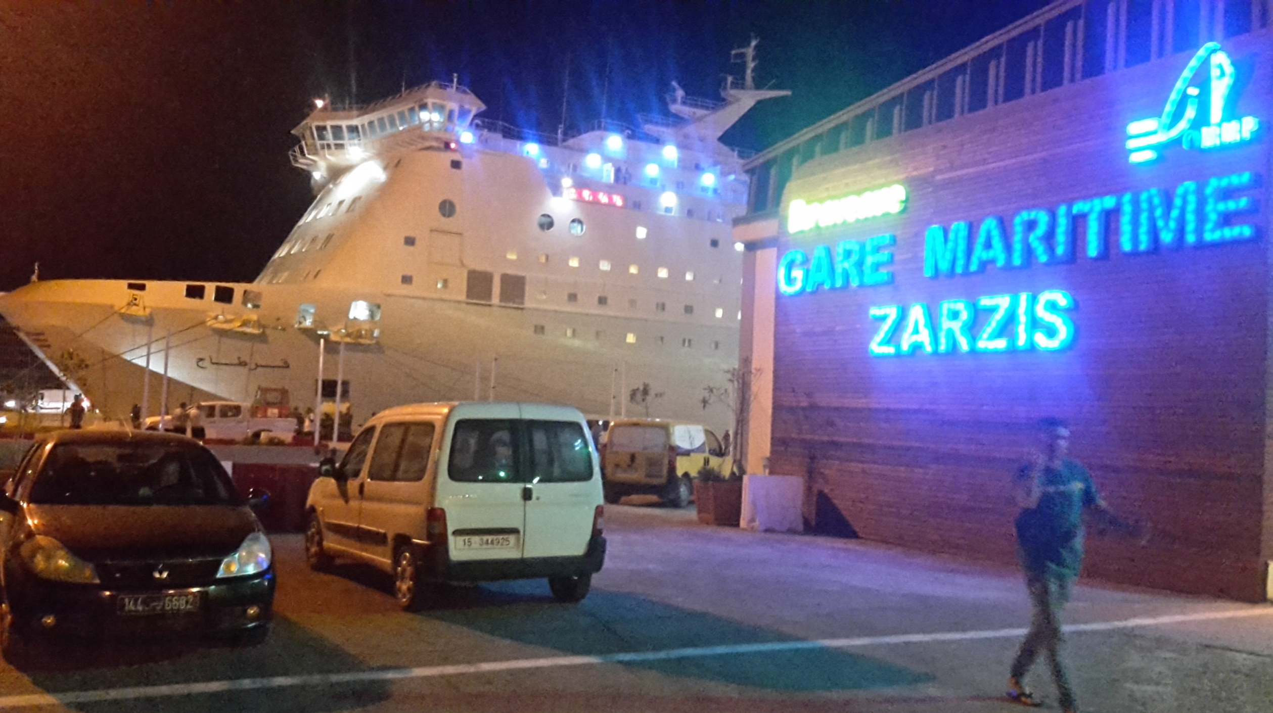 ميناء جرجيس ينطلق في تأمين أول خط دولي منتظم لنقل البضائع