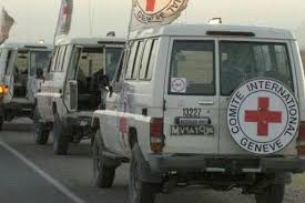 "الصليب الأحمر": تسهيل نقل 15 معتقلا مفرج عنهم من غزة إلى مستشفى شهداء الأقصى