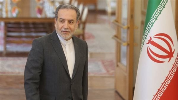 وزير الخارجية الإيراني يحمّل الولايات المتحدة مسؤولية فشل محادثات باكستان