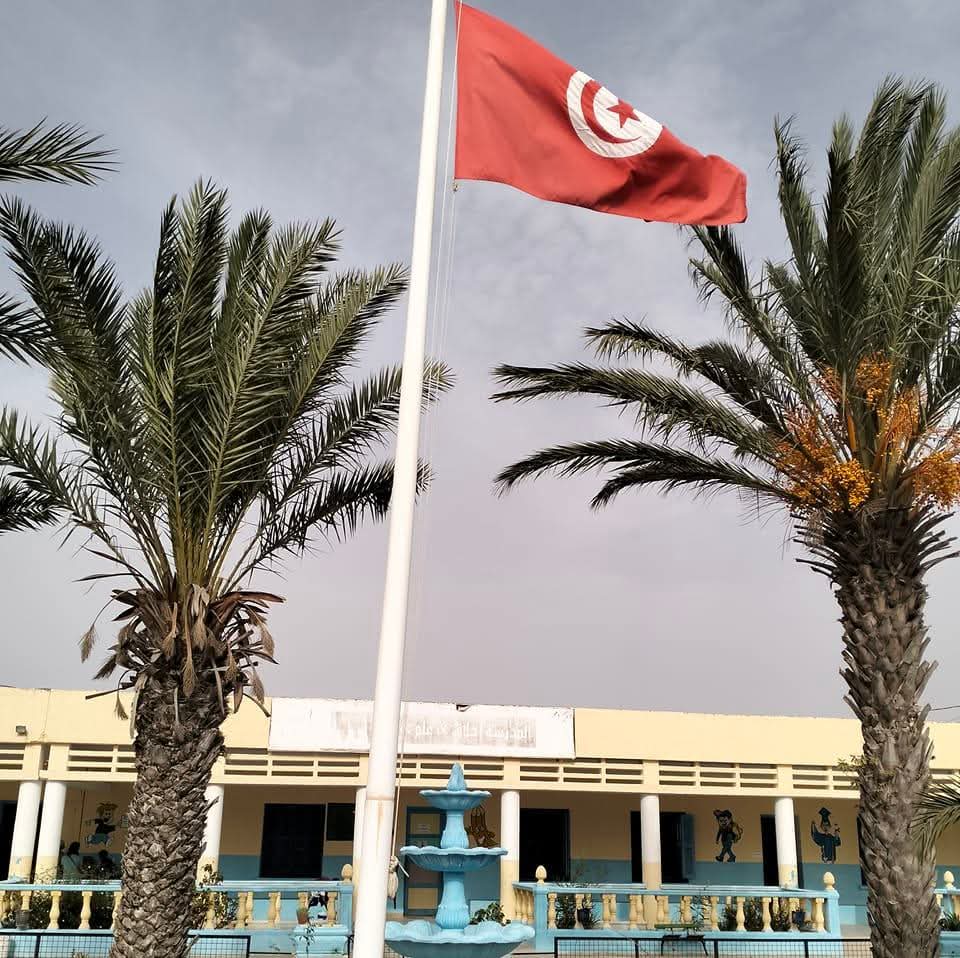 نابل: وقفة احتجاجية بالمدرسة الابتدائية الصقالبة الأحمدية بمنزل تميم تنديدا بتكرّر الاعتدءات على الإطار التربوي