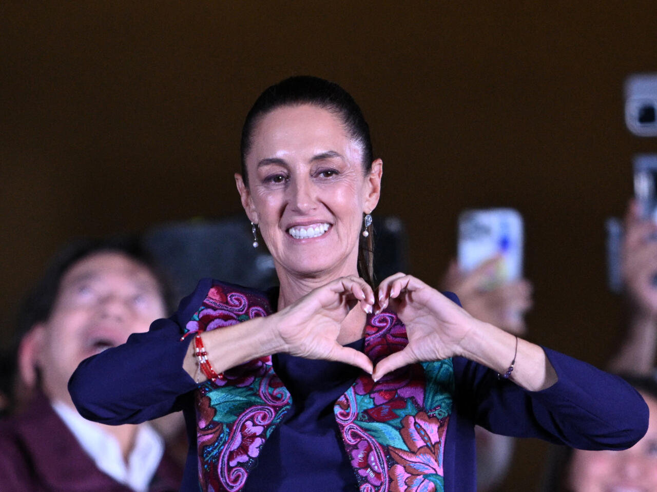 رئيسة المكسيك تستبعد صداما مع واشنطن بعد مقتل عنصرين من «سي آي إيه»