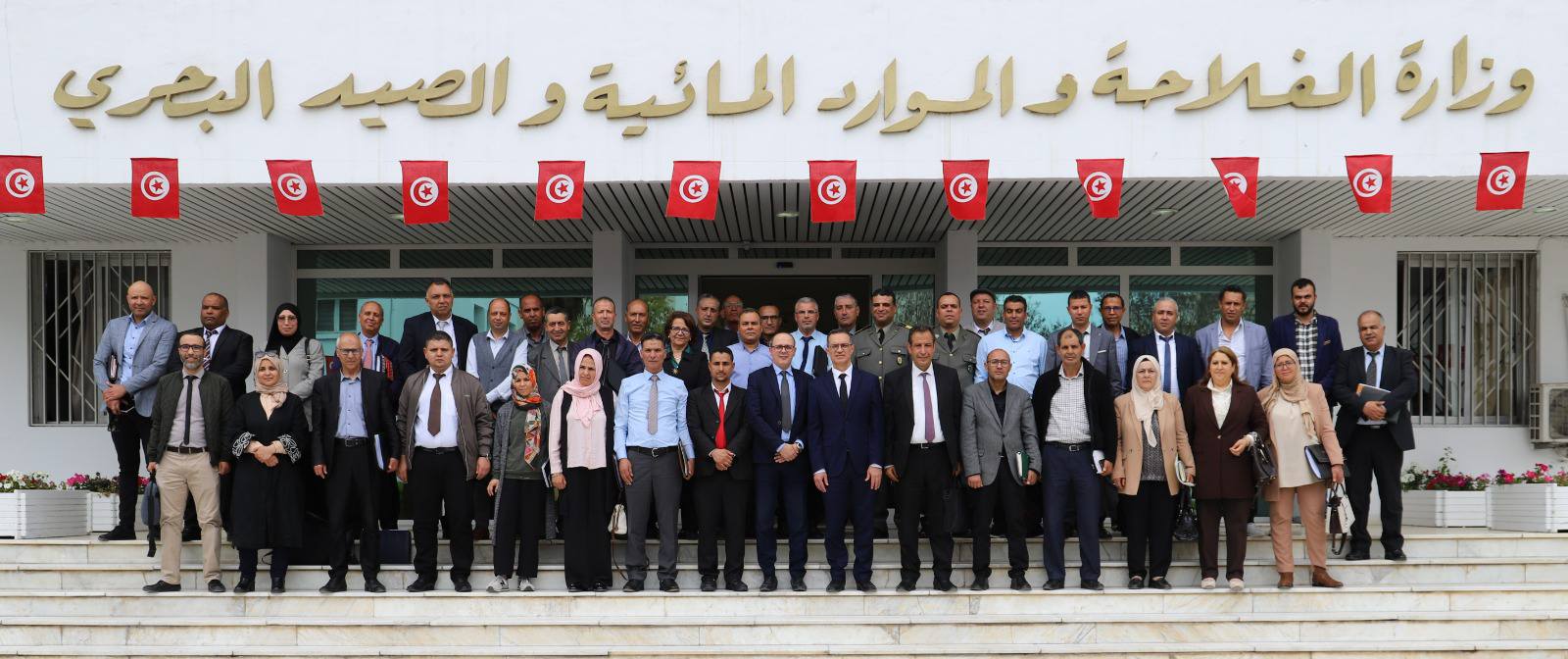 وزارة الفلاحة: جلسة عمل لمتابعة الوضع الفلاحي والمائي بولايتي الكاف وسليانة