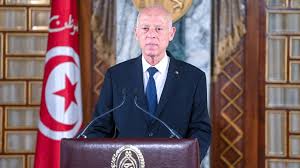 رئيس الجمهوريّة يقرر إعفاء وزيرة الصناعة والمناجم والطّاقة وتكليف صلاح الزواري وزير التّجهيز والاسكان بتسيير شؤون الوزارة بصفة وقتيّة