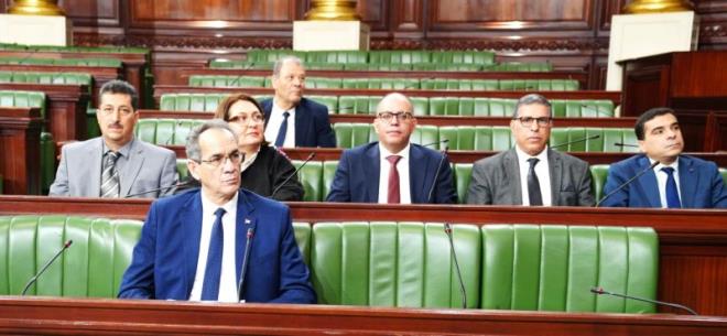 تعطل مشاريع البنية التحتية الجامعية وانتداب الدكاترة، أبرز ما استفسر عنه النواب في جلسة برلمانية عامة بحضور وزير التعليم العالي
