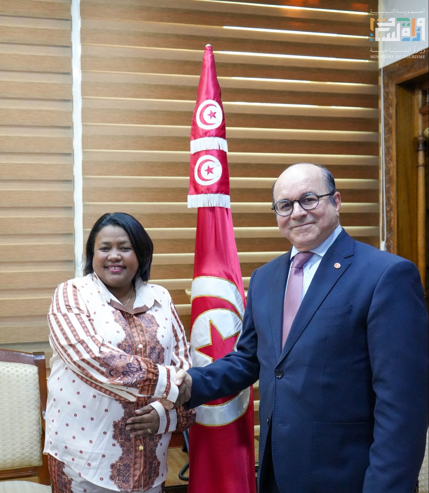 وزير السياحة يستقبل وزيرة السياحة والصناعات التقليدية الملغاشية
