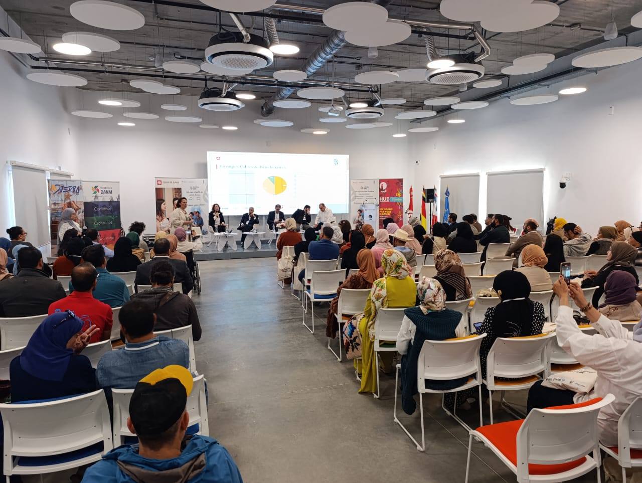 جربة : مشروع لدعم الحرفيين بكل من الظاهر و جربة 