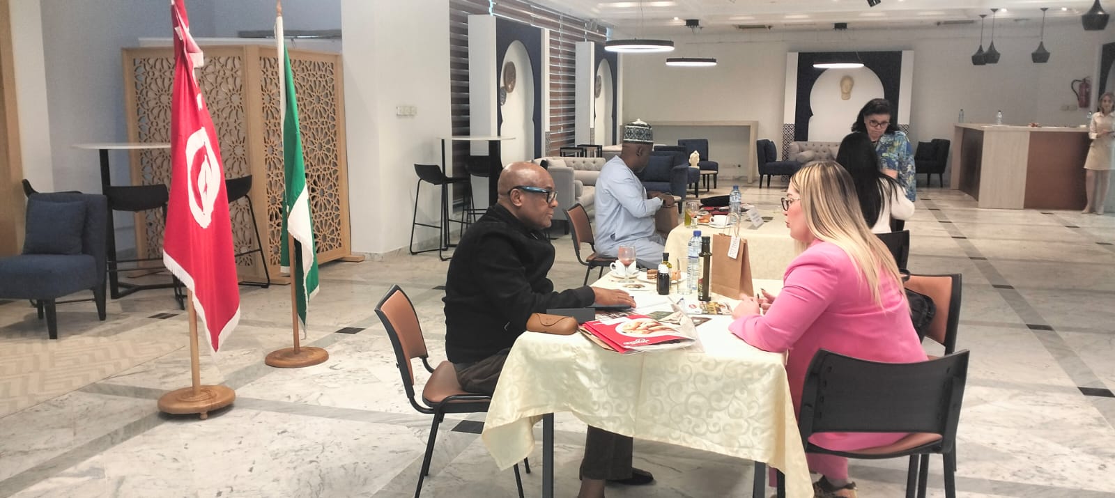 قطاع الصناعات الغذائية: أكثر من 60 لقاء مهنيا مباشرا بين مؤسسات تونسية ورجال أعمال نيجيريين