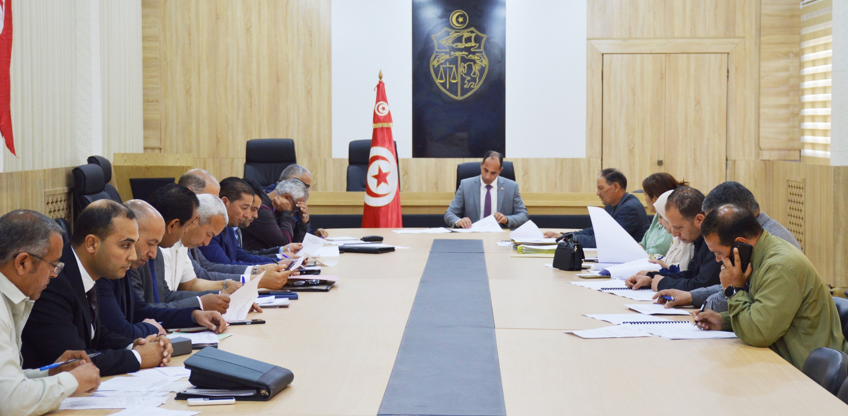 الكاف  :  الاتفاق على حل بعض الاشكاليات الفنية والتسريع في صرف مستحقات المنتفعين ببرنامج السكن الاجتماعي 