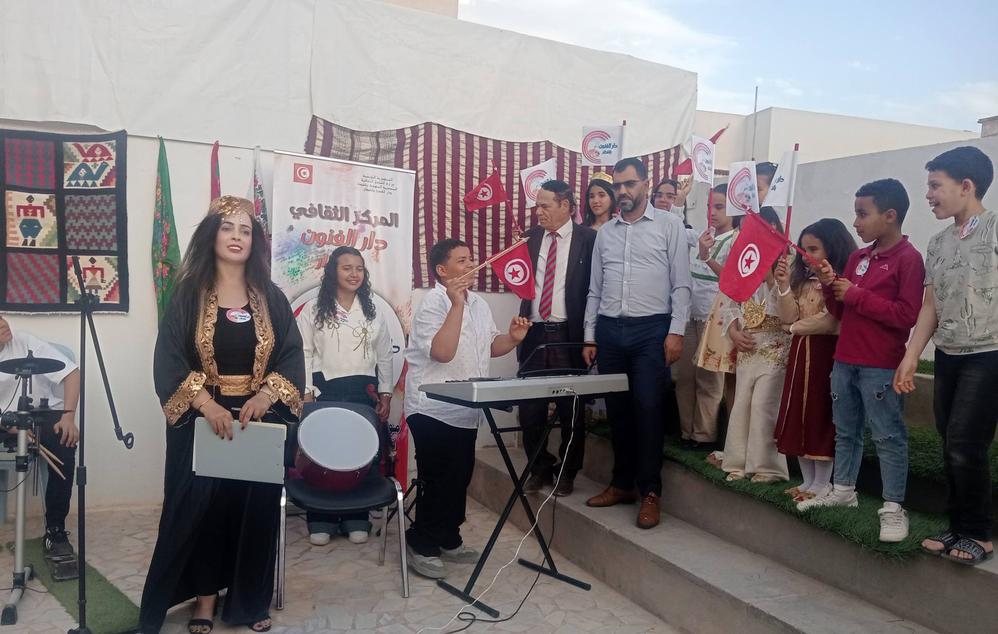 اليوم : إختتام فعاليات مهرجان الفنون و التراث بالقطار من ولاية قفصة في دورته الأولى تحت شعار "فنون العمارة و الخصوصية الجهوية "