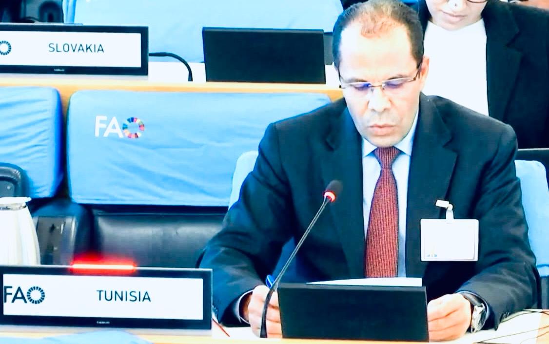 تونس تنبه إلى خطورة تداعيات غلق مضيق هرمز على التجارة الدولية والأمن الغذائي العالمي