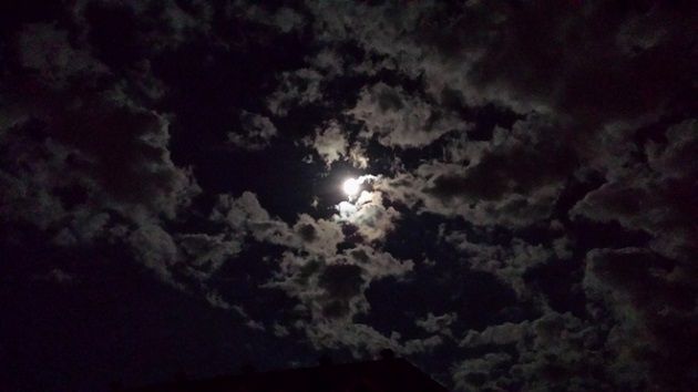 الليلة...طقس أحيانا كثيف السحب بالمناطق الغربية 