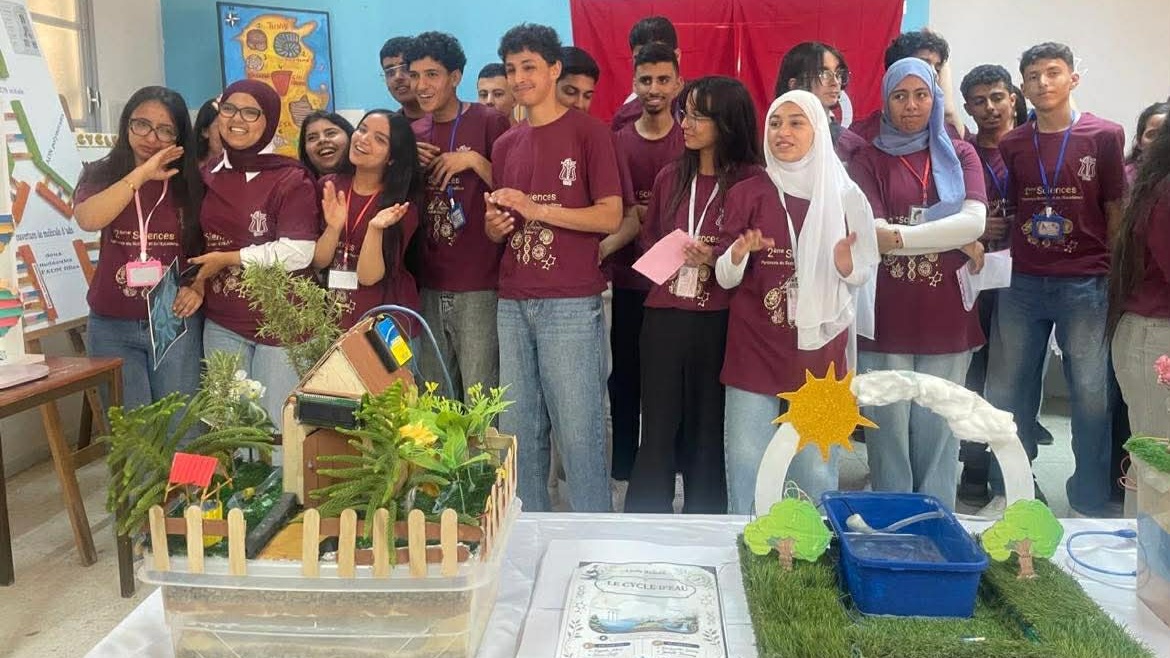 سيدي بوزيد: تنظيم معرض تلمذي للمشاريع العلمية بمعهد الرقاب