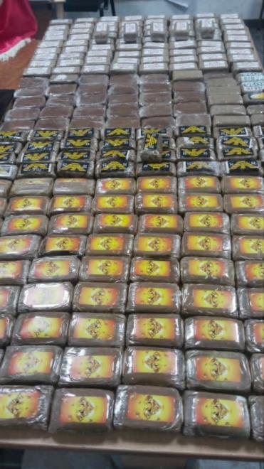 الإطاحة بشبكة دولية للمخدرات وغسل الأموال