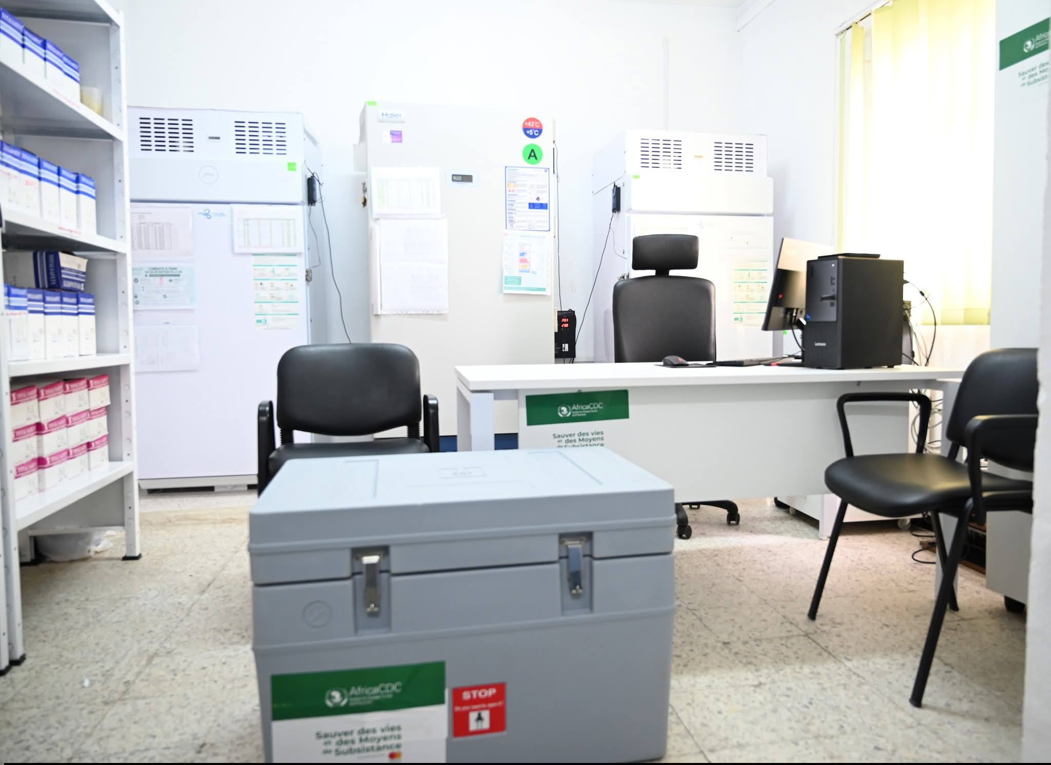 مجمع الصحة الأساسية بتونس الجنوبية يتسلّم معدات أساسية لتعزيز منظومة التلقيح