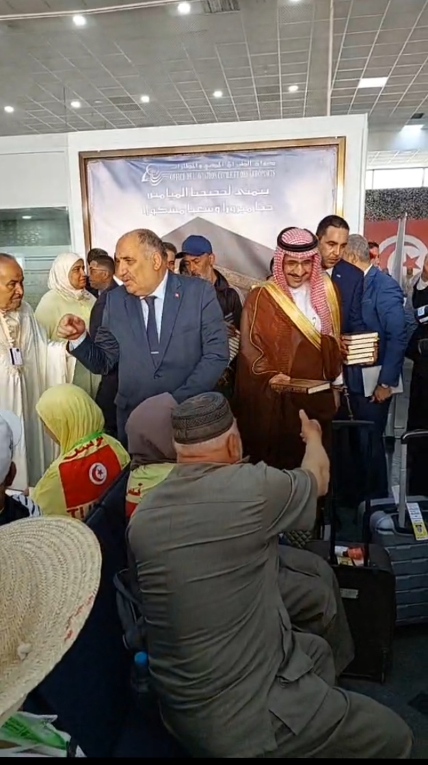 انطلاق أولى رحلات الحجيج التونسيين إلى البقاع المقدّسة