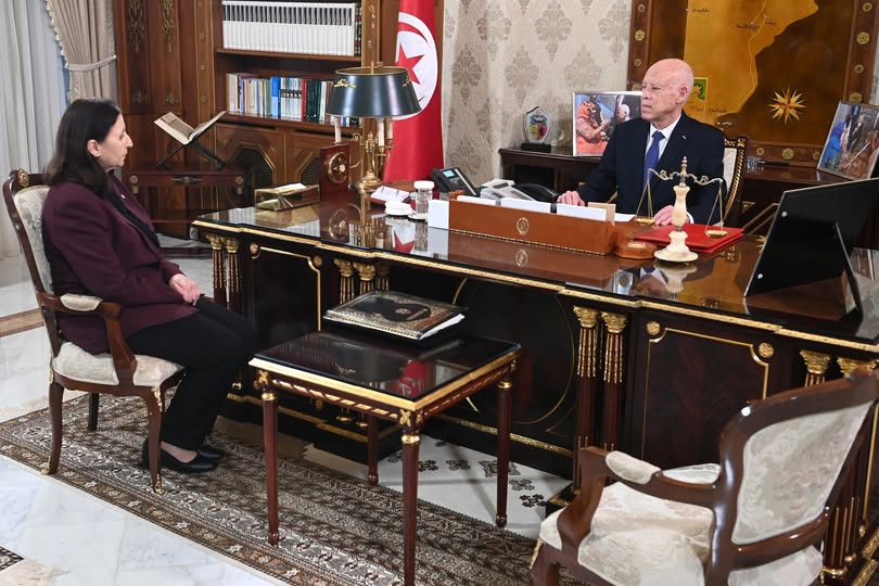 رئيس الجمهورية يُؤكــد على بذل أقصى الجهود لتحسين ظروف عيش المواطنين في مختلف القطاعات والجهات